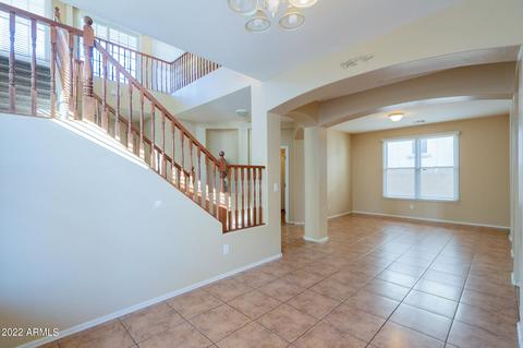 2323 E Grenadine Rd, Phoenix, AZ 85040 photo 4