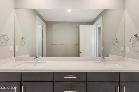 2912 S Sandstone Ct, Gilbert, AZ 85295 photo 32