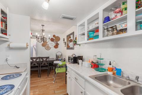 5237 N 42nd Dr, Phoenix, AZ 85019 photo 11