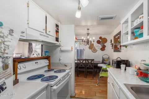 5237 N 42nd Dr, Phoenix, AZ 85019 photo 10