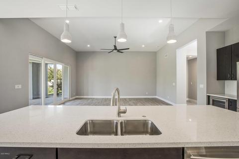 2901 S Sandstone Ct, Gilbert, AZ 85295 photo 12