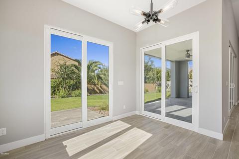 2901 S Sandstone Ct, Gilbert, AZ 85295 photo 11