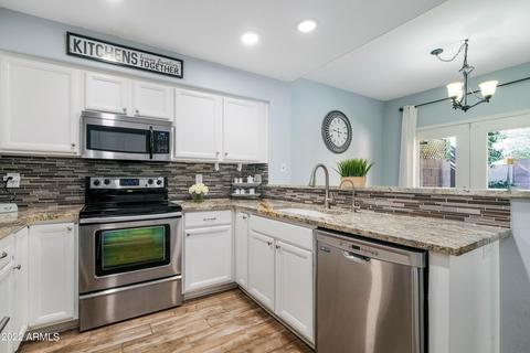 19822 N 49th Dr, Glendale, AZ 85308 photo 6