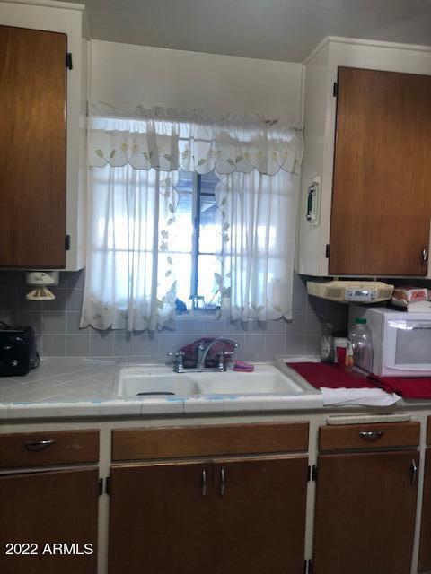 414 E Griswold Rd, Phoenix, AZ 85020 photo 8