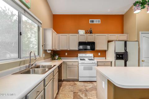 319 E Betsy Ln, Gilbert, AZ 85296 photo 21