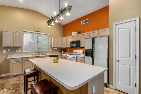 319 E Betsy Ln, Gilbert, AZ 85296 photo 19