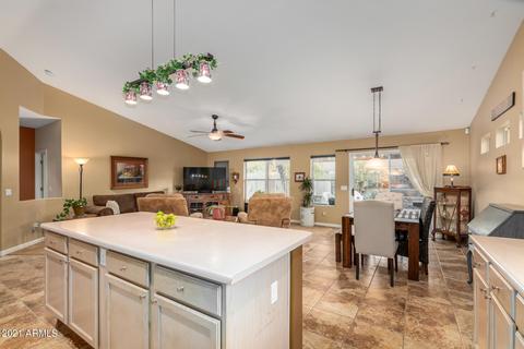 319 E Betsy Ln, Gilbert, AZ 85296 photo 18