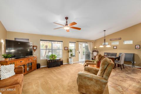 319 E Betsy Ln, Gilbert, AZ 85296 photo 11