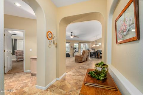 319 E Betsy Ln, Gilbert, AZ 85296 photo 9