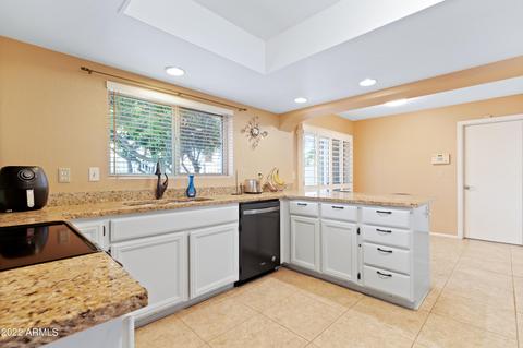 1302 E Canterbury Dr, Phoenix, AZ 85022 photo 17