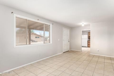 225 S Grand Dr, Apache Junction, AZ 85120 photo 9