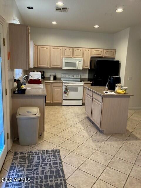 9841 E Forge Ave, Mesa, AZ 85208 photo 2