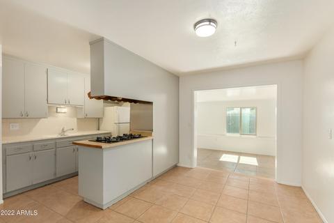 2045 E Balsam Ave, Mesa, AZ 85204 photo 2