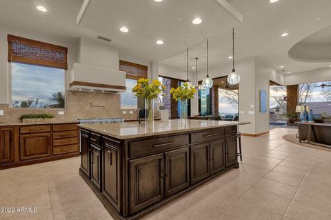 8263 E Sienna Cir, Mesa, AZ 85207 photo 3