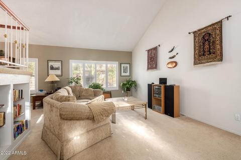 2242 E Huron Ct, Gilbert, AZ 85234 photo 6