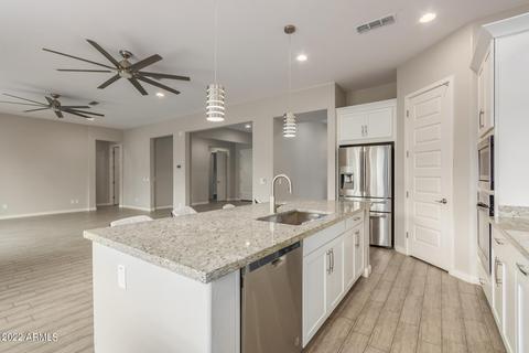 1041 E Buffalo St, Gilbert, AZ 85295 photo 11