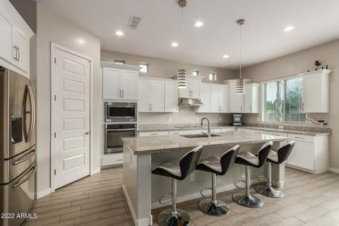 1041 E Buffalo St, Gilbert, AZ 85295 photo 9