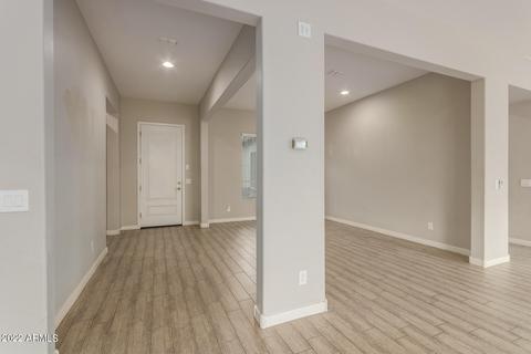 1041 E Buffalo St, Gilbert, AZ 85295 photo 5