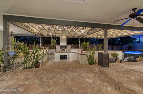 3001 N Manor Dr E, Phoenix, AZ 85014 photo 7