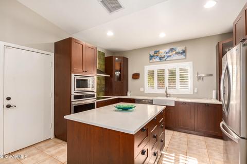2712 E Beautiful Ln, Phoenix, AZ 85042 photo 11