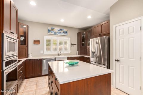 2712 E Beautiful Ln, Phoenix, AZ 85042 photo 10