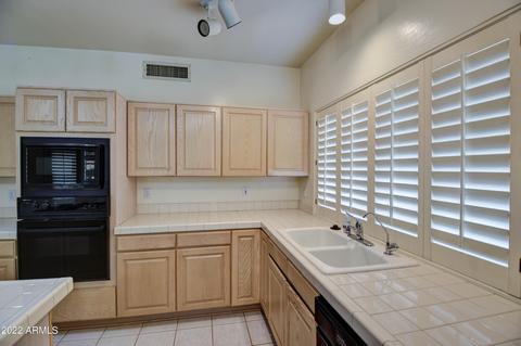 2144 E Beachcomber Dr, Gilbert, AZ 85234 photo 19