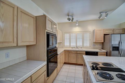 2144 E Beachcomber Dr, Gilbert, AZ 85234 photo 16