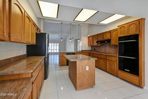 2102 E Redmon Dr, Tempe, AZ 85283 photo 11