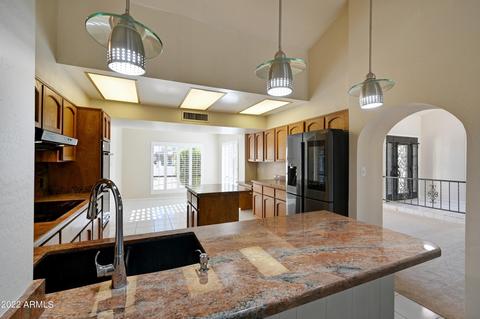 2102 E Redmon Dr, Tempe, AZ 85283 photo 13