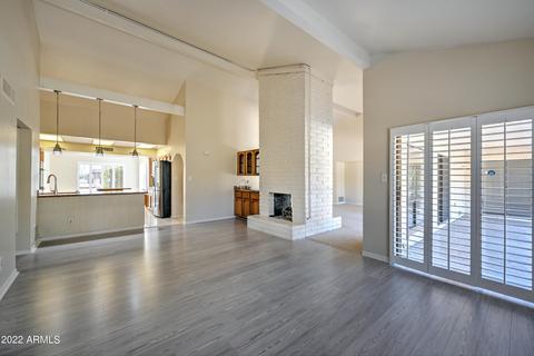 2102 E Redmon Dr, Tempe, AZ 85283 photo 9