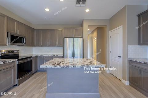 139 E Gail Dr, Gilbert, AZ 85296 photo 4