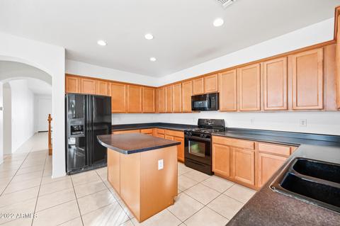 1527 E Nightingale Ln, Gilbert, AZ 85298 photo 9