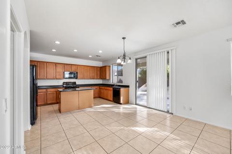 1527 E Nightingale Ln, Gilbert, AZ 85298 photo 11