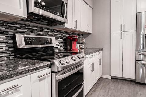 577 W Yale Dr, Tempe, AZ 85283 photo 8