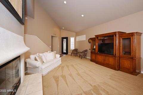 4052 E Paradise Dr, Phoenix, AZ 85028 photo 5