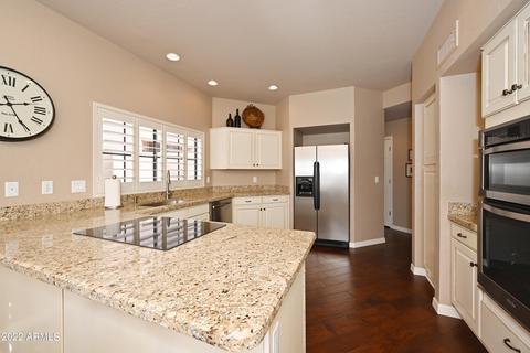 4052 E Paradise Dr, Phoenix, AZ 85028 photo 13
