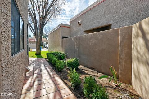 4052 E Paradise Dr, Phoenix, AZ 85028 photo 3