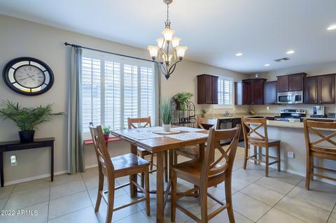 3055 E Palmdale Ln, Gilbert, AZ 85298 photo 6