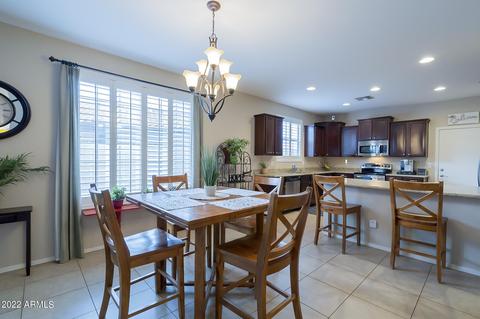3055 E Palmdale Ln, Gilbert, AZ 85298 photo 12
