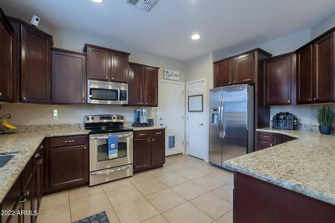 3055 E Palmdale Ln, Gilbert, AZ 85298 photo 8