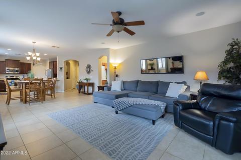 3055 E Palmdale Ln, Gilbert, AZ 85298 photo 4