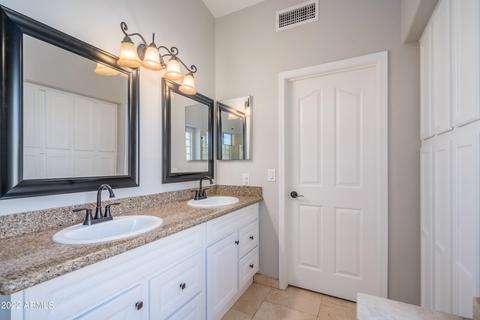 4354 E Lone Cactus Dr, Phoenix, AZ 85050 photo 19