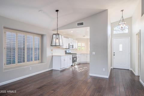 4354 E Lone Cactus Dr, Phoenix, AZ 85050 photo 9