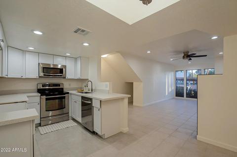 1820 E Morten Ave #104, Phoenix, AZ 85020 photo 9