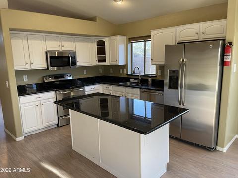 1058 E Gail Dr, Gilbert, AZ 85296 photo 9