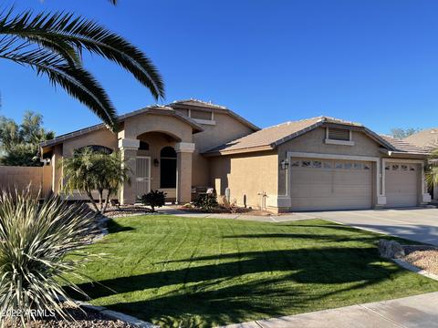 1058 E Gail Dr, Gilbert, AZ 85296 photo 1