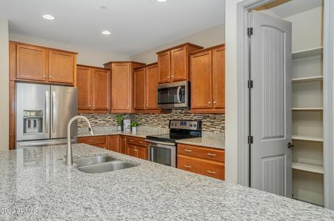 9702 E Talon Ave, Mesa, AZ 85212 photo 4