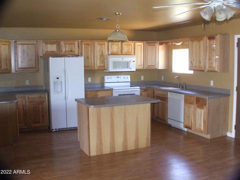330 W Martin Rd, Coolidge, AZ 85128 photo 17