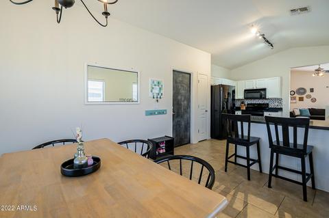 2207 E Ruby Ln, Phoenix, AZ 85024 photo 18