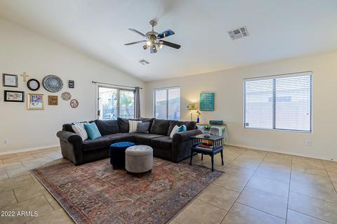 2207 E Ruby Ln, Phoenix, AZ 85024 photo 7